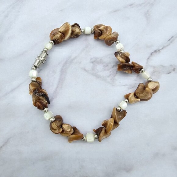 Vintage Puka Shell Bracelet 7" | Handmade - Picture 5 of 13